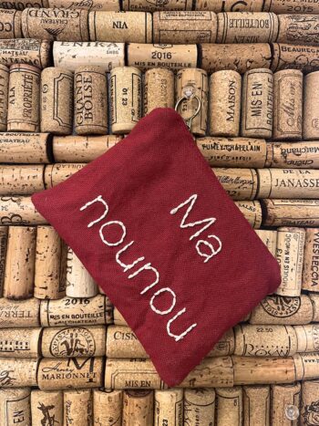 Pochette personnalisée brodée